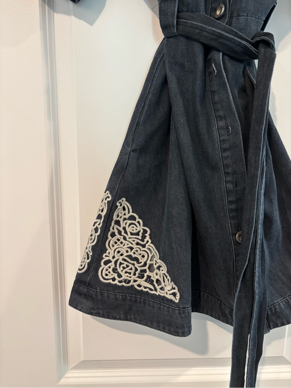 En Saison Black Mini Shirt Dress with Cream Embroidery - Picture 7 of 8
